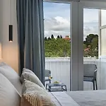 Sea Side Apartment